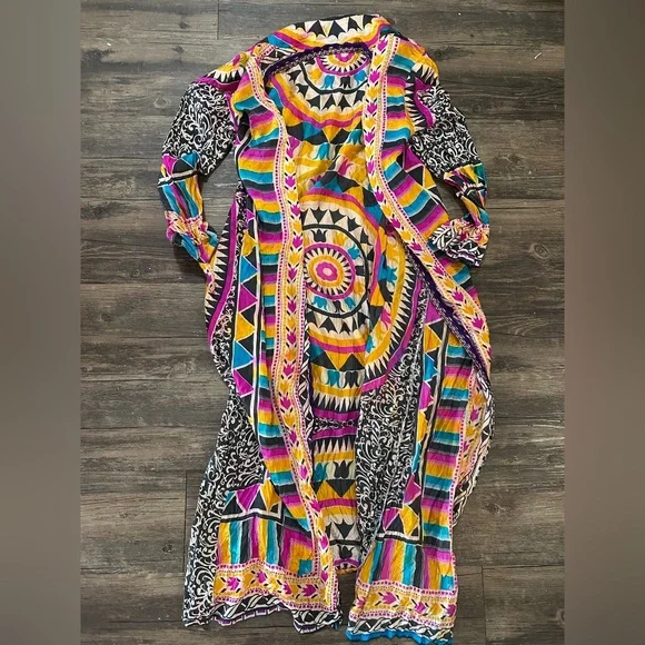 Multicolor Geometric Patterned Robe Small/Medium - Picture 2 of 6